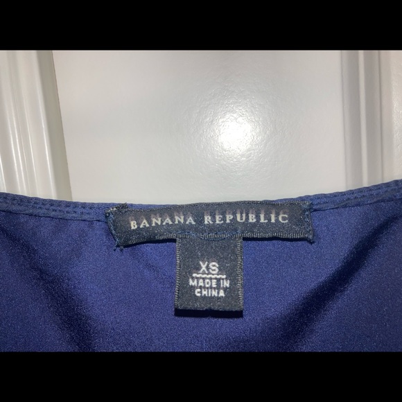 Silk Ruffle Front Tank - Picture 4 of 4